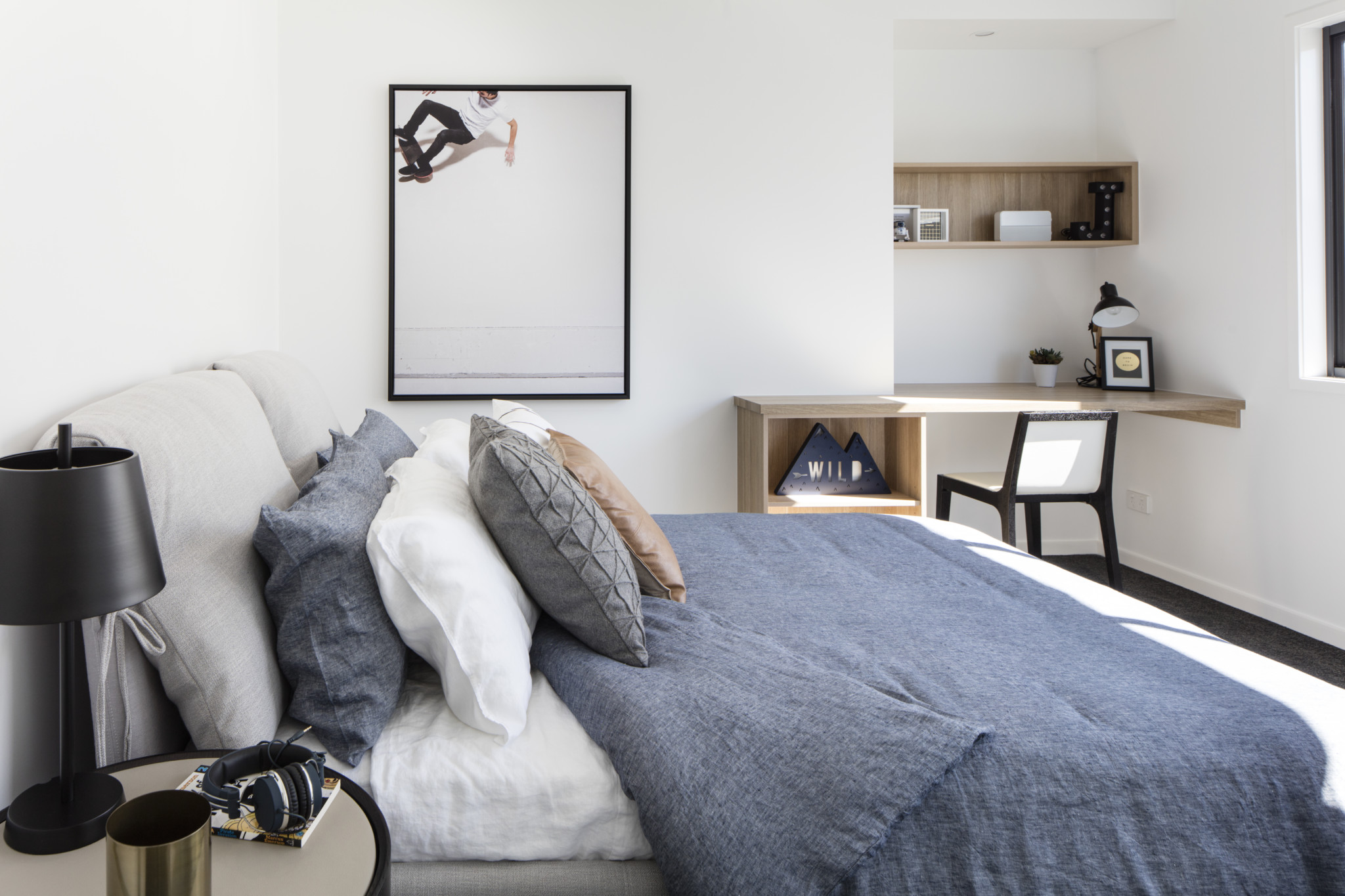 Bed Styling sideview