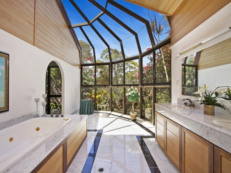 Master Suite Bathroom