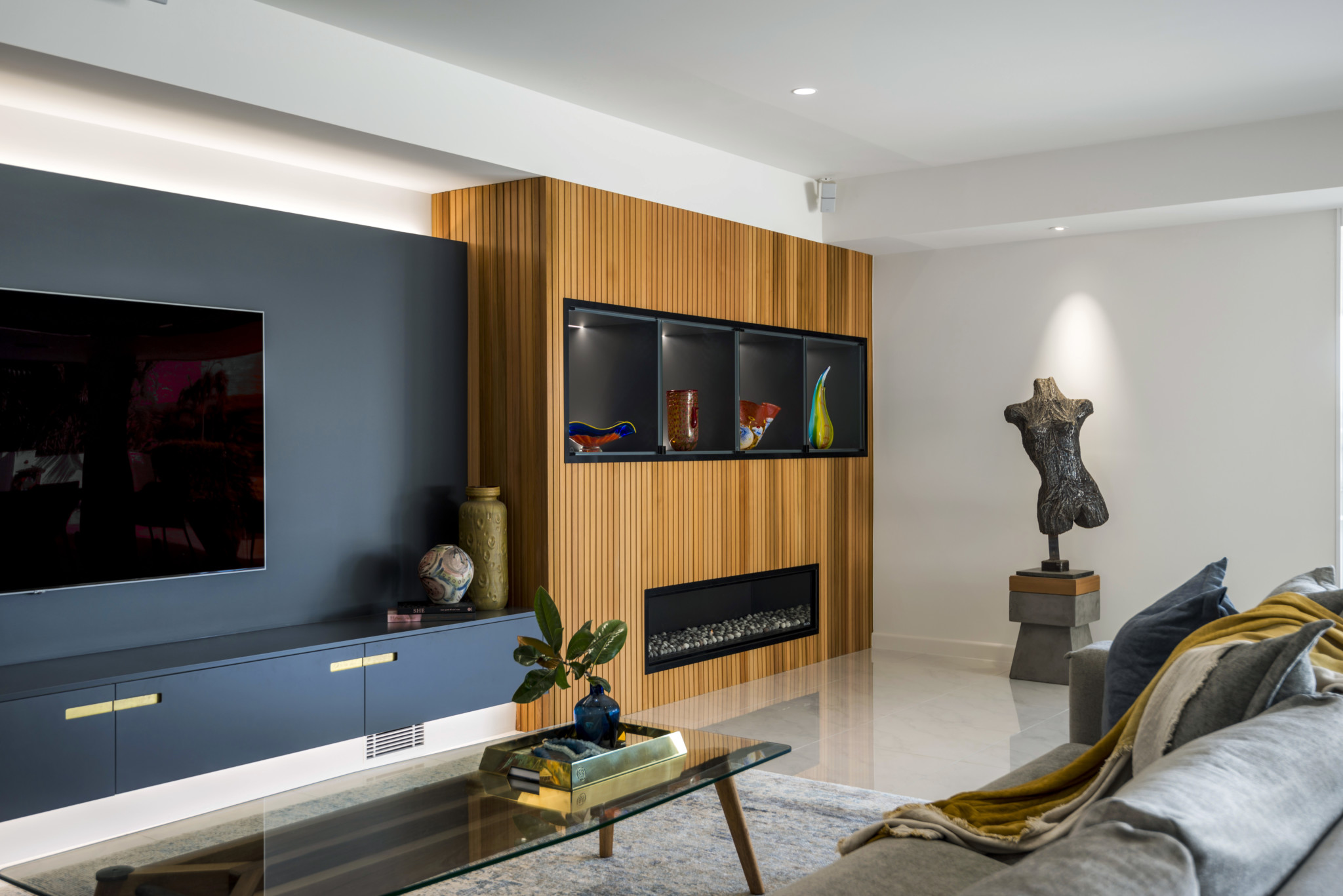 RABY BAY HOME living area