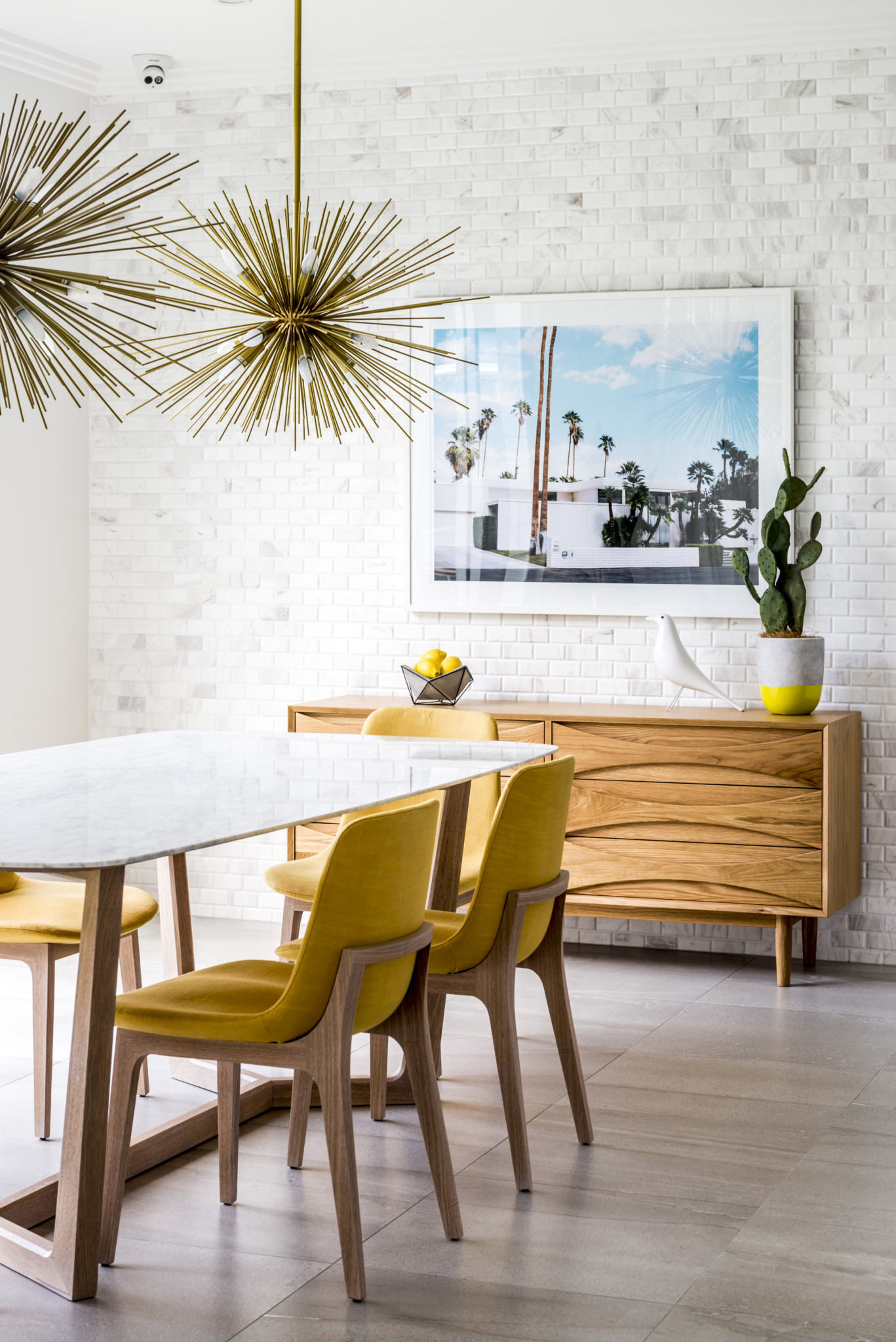 picture frame white wall design