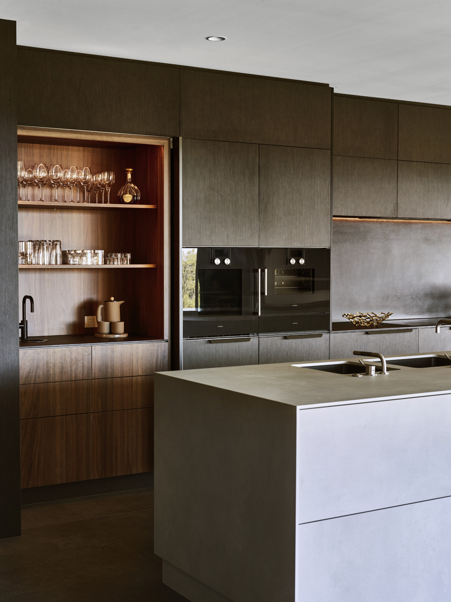 kitchen interior organizer