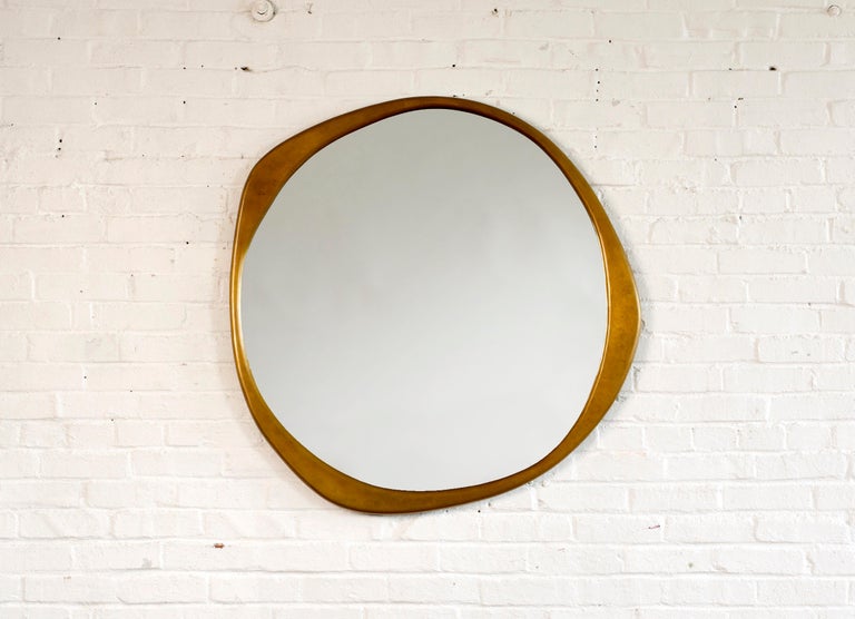 round mirror