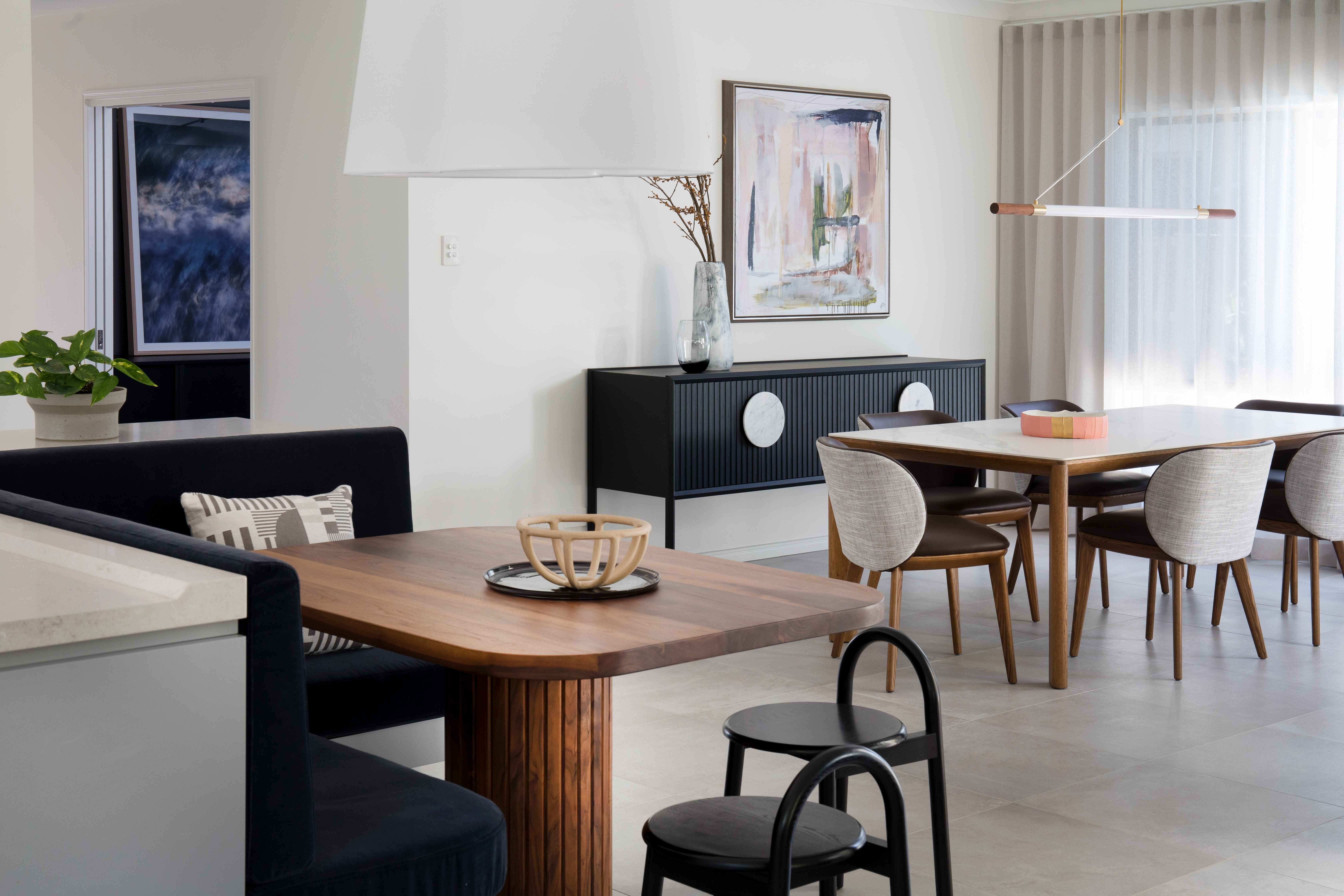 REVEAL - Varsity Lakes Residence