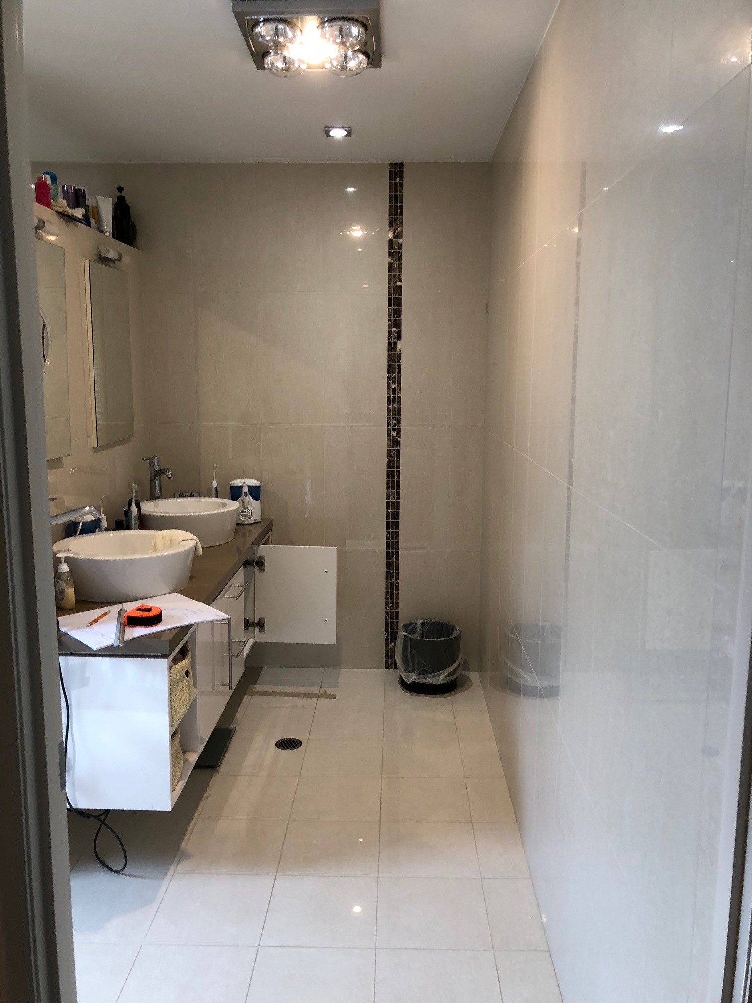 THE MASTER ENSUITE - bathroom before