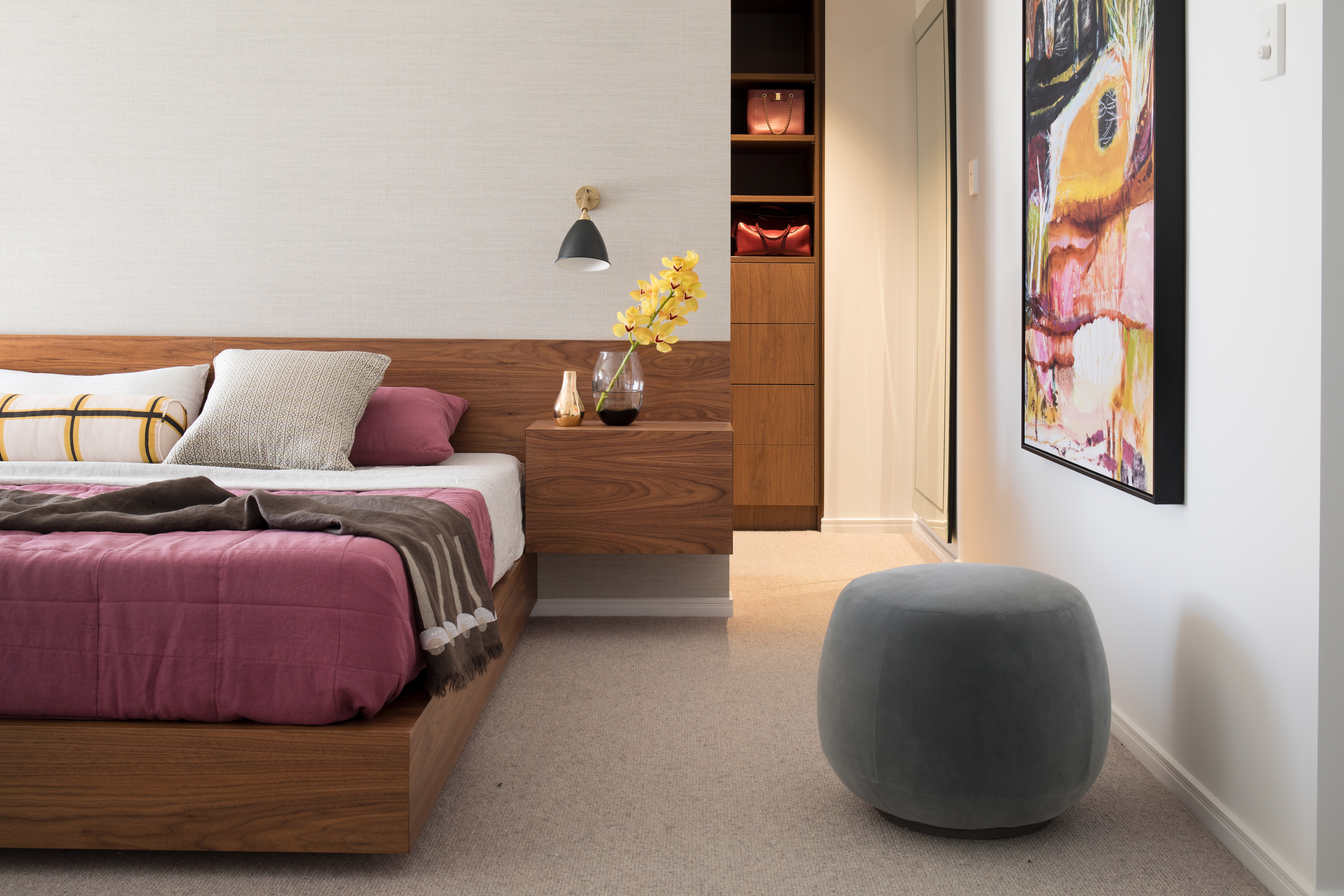 bedside couch