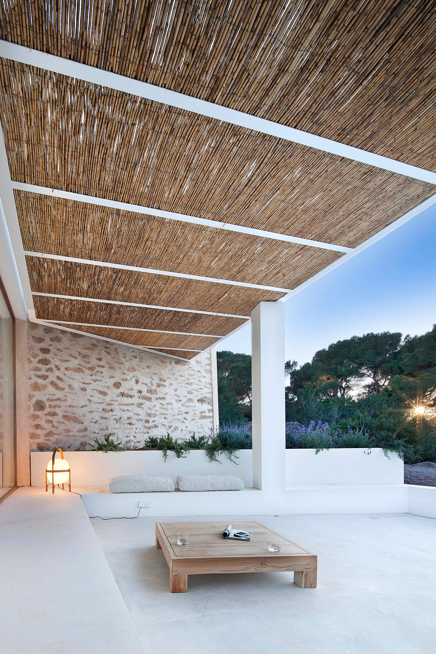 Design by Daniel Redolat &amp; Maria Castello