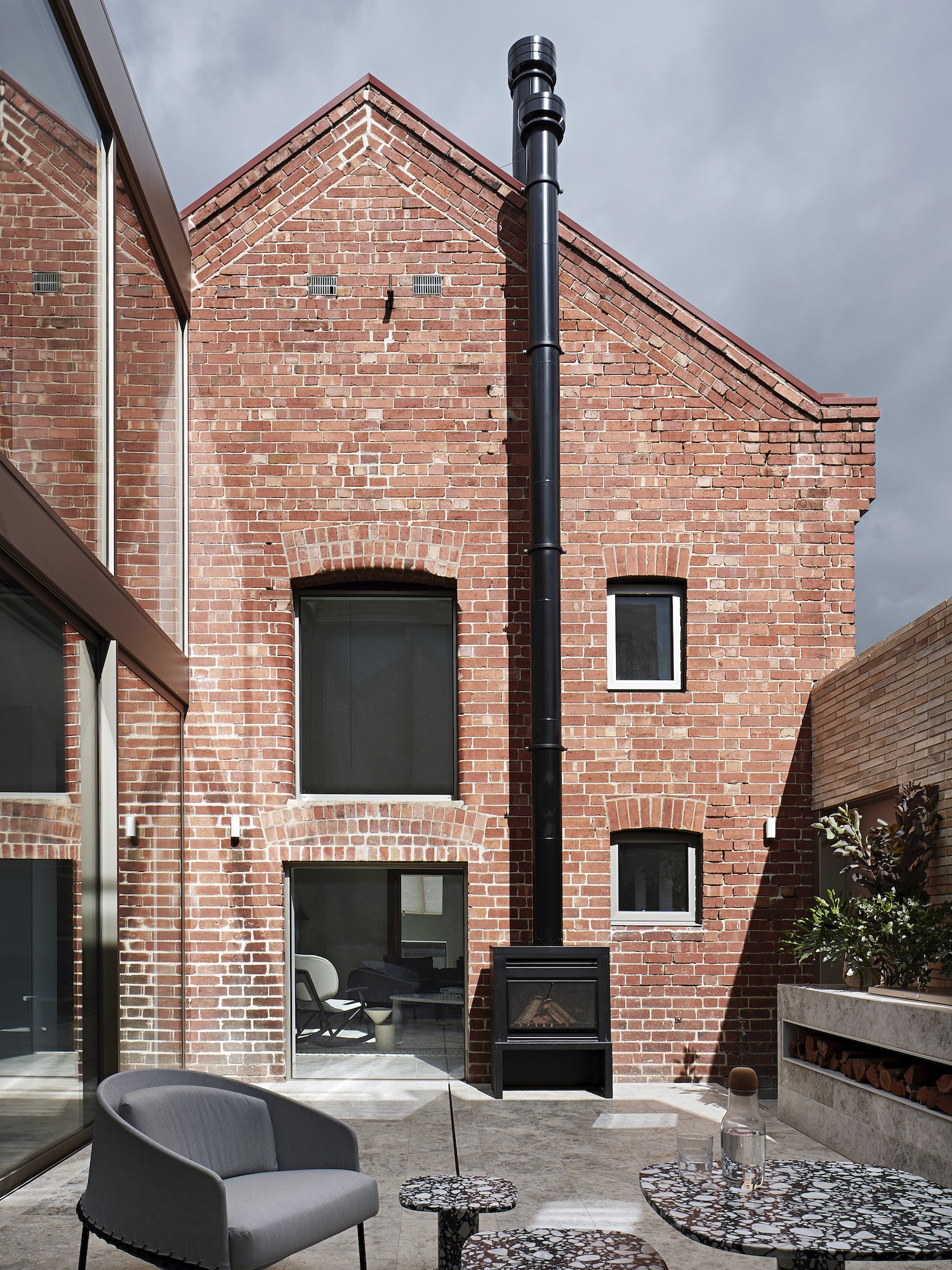 Design by Robson Rak