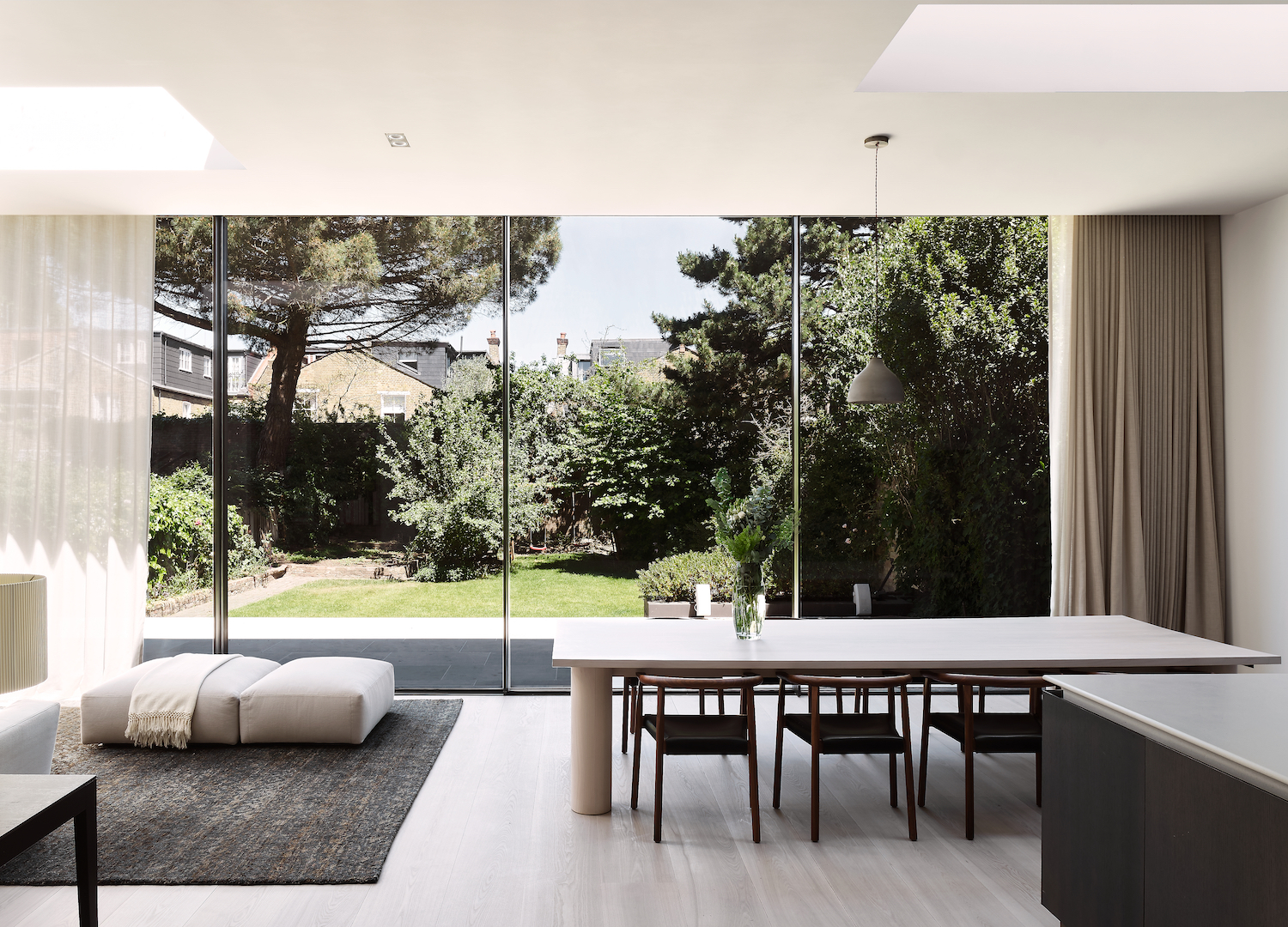 Design by Robert London Design