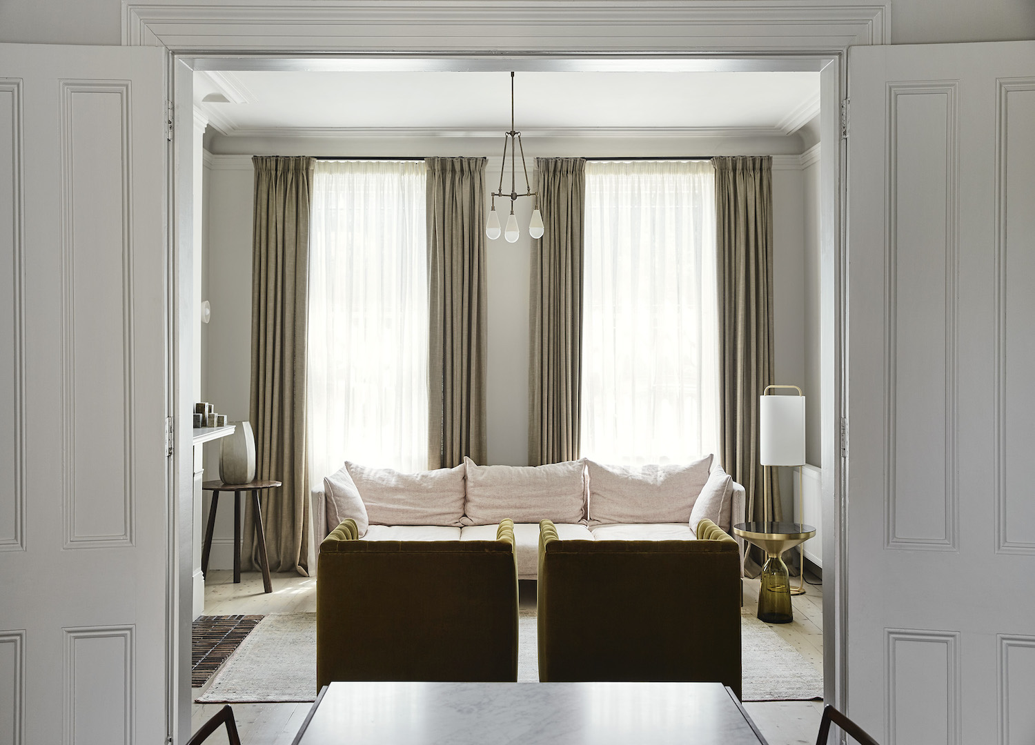curtain hanging - Design by Templeton Architecture
