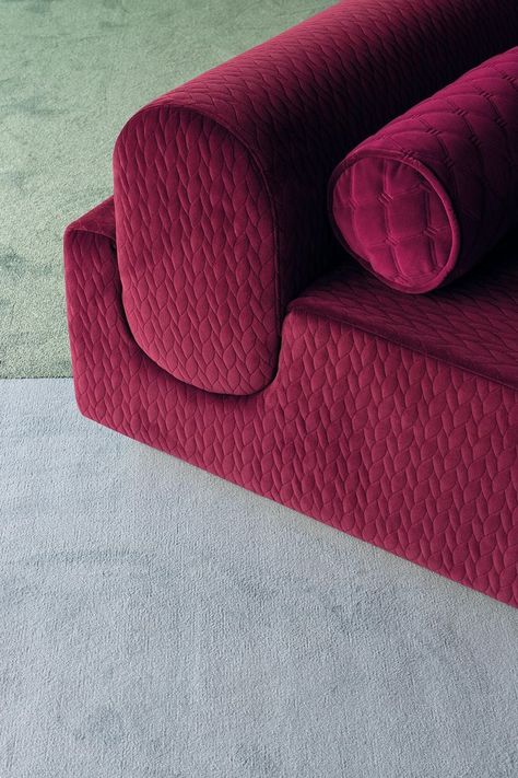 Pantone Colour of 2023