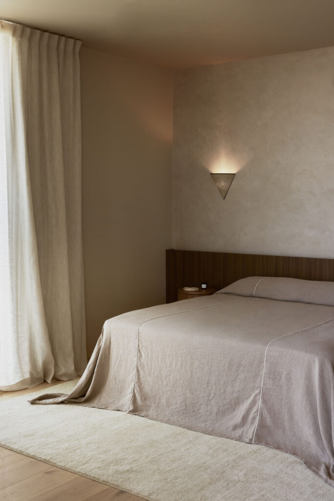 Minimalism, Warmth & Craftsmanship: The Completion of SOL – Manly Terraces