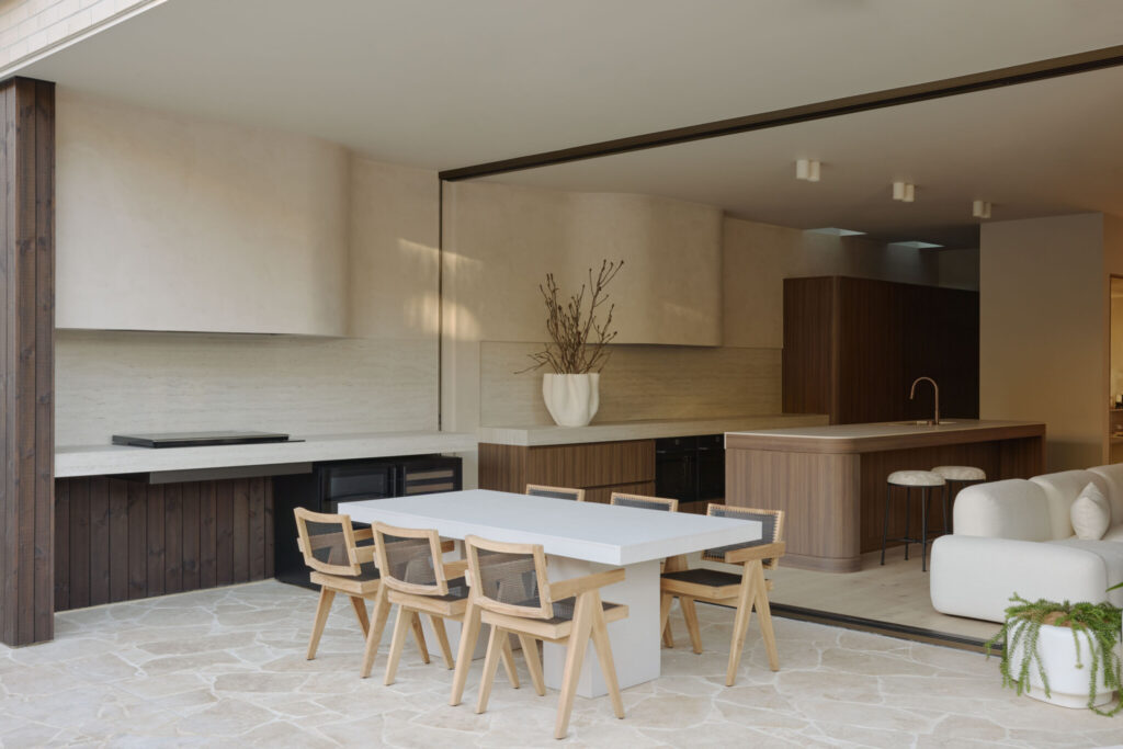 Minimalism, Warmth & Craftsmanship: The Completion of SOL – Manly Terraces